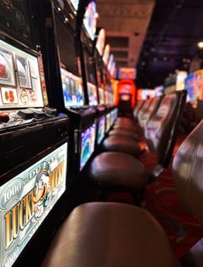 game live dealer Kubet